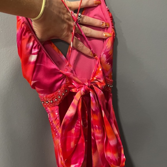 Size 5 floor length open back maxi with detailed beading - Picture 4 of 4